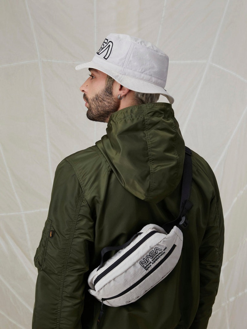 Bolsa Alpha Industries Nasa Gradient Accessories Blancos | 582601-PUS