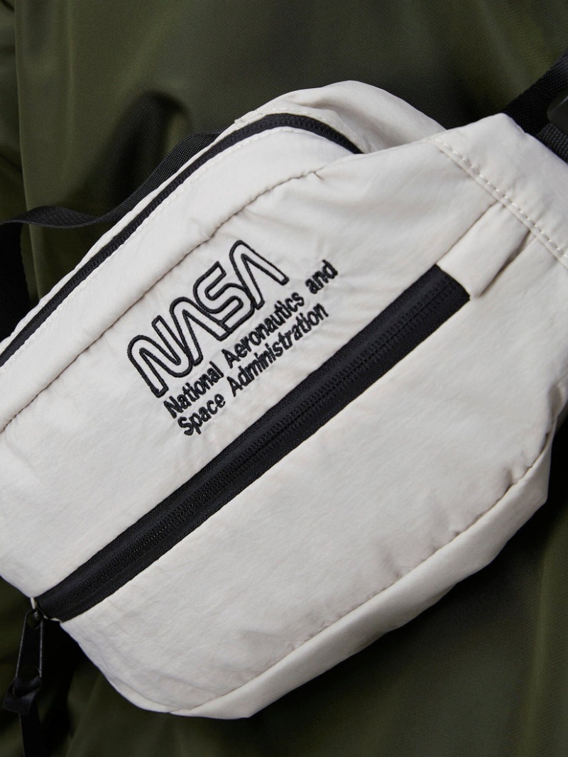 Bolsa Alpha Industries Nasa Gradient Accessories Blancos | 582601-PUS