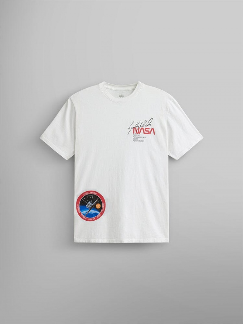 Camiseta Alpha Industries Nasa Challenger Mujer Blancos | 054821-BZM